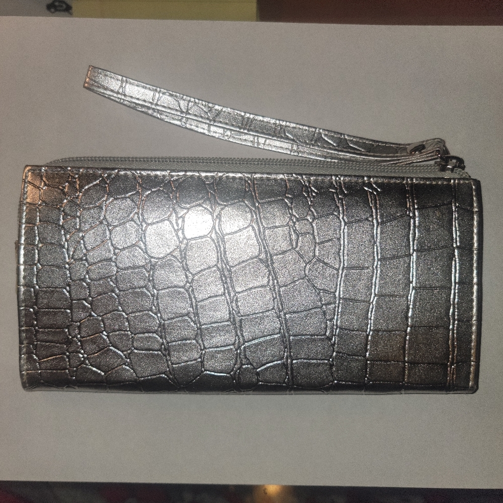 Silver Clutch/Wristlet